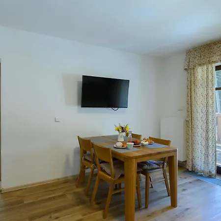 Mezivodi Aparthotel