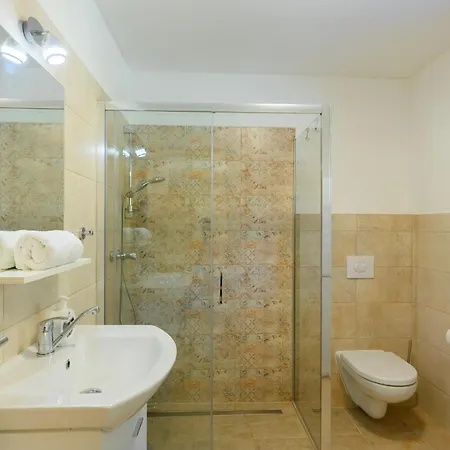 Mezivodi Aparthotel Kycera