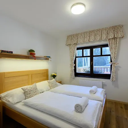 Aparthotel Mezivodi