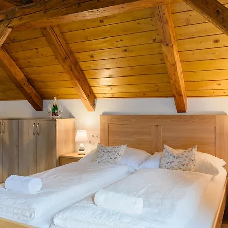 Mezivodi Aparthotel 3*